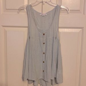 O'Neill Women's top, XL, Front button closure, contrast stitching, relaxed fit